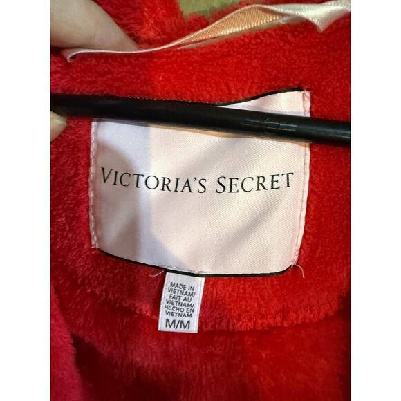 Victoria’s Secret red plushy robe women’s size M - Picture 2 of 5